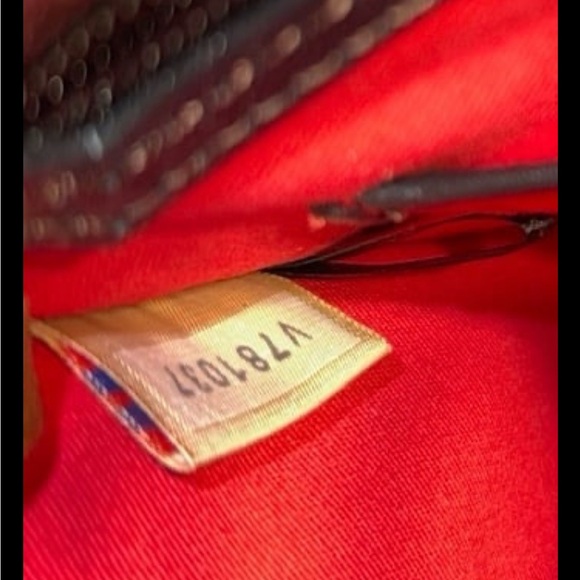 Dooney & Bourke NWT Florentine Messenger in Black - Picture 7 of 12